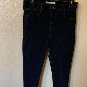 Dark Blue Levi Jeans